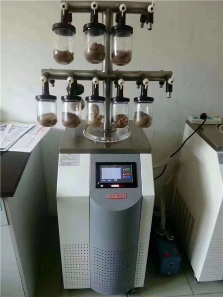 實(shí)驗(yàn)室立式冷凍干燥機(jī)在儀器設(shè)備的制造過程中的應(yīng)用有哪些？